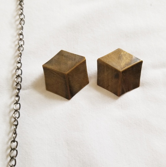 Chico's Layered Necklace And Earrings ๐ฒ - Picture 4 of 4